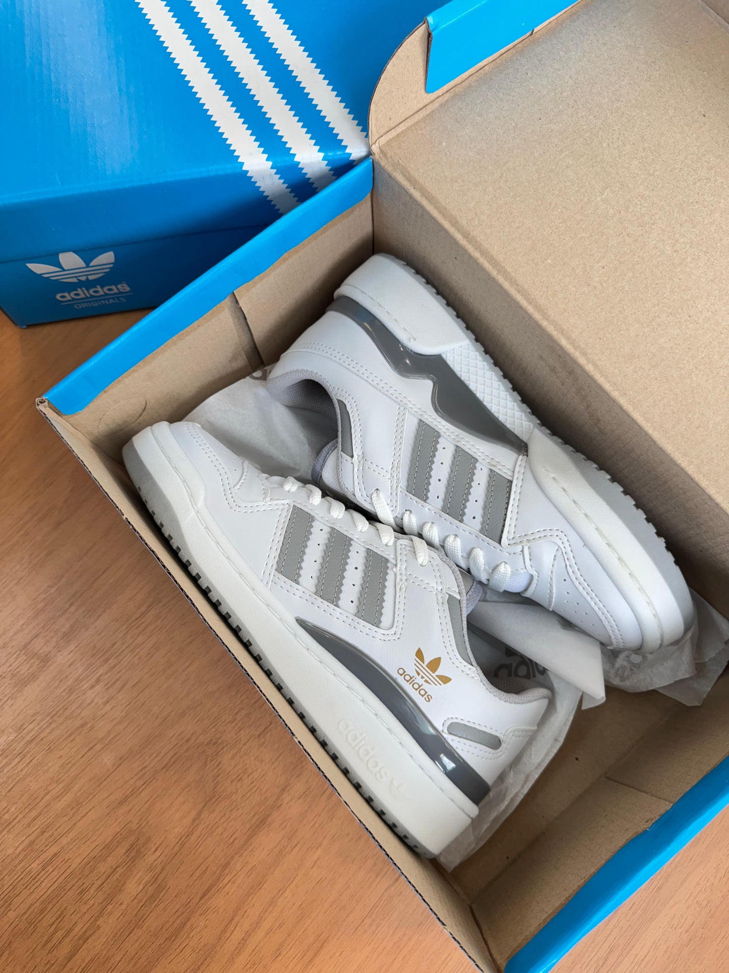 Tênis Adidas Fórum
