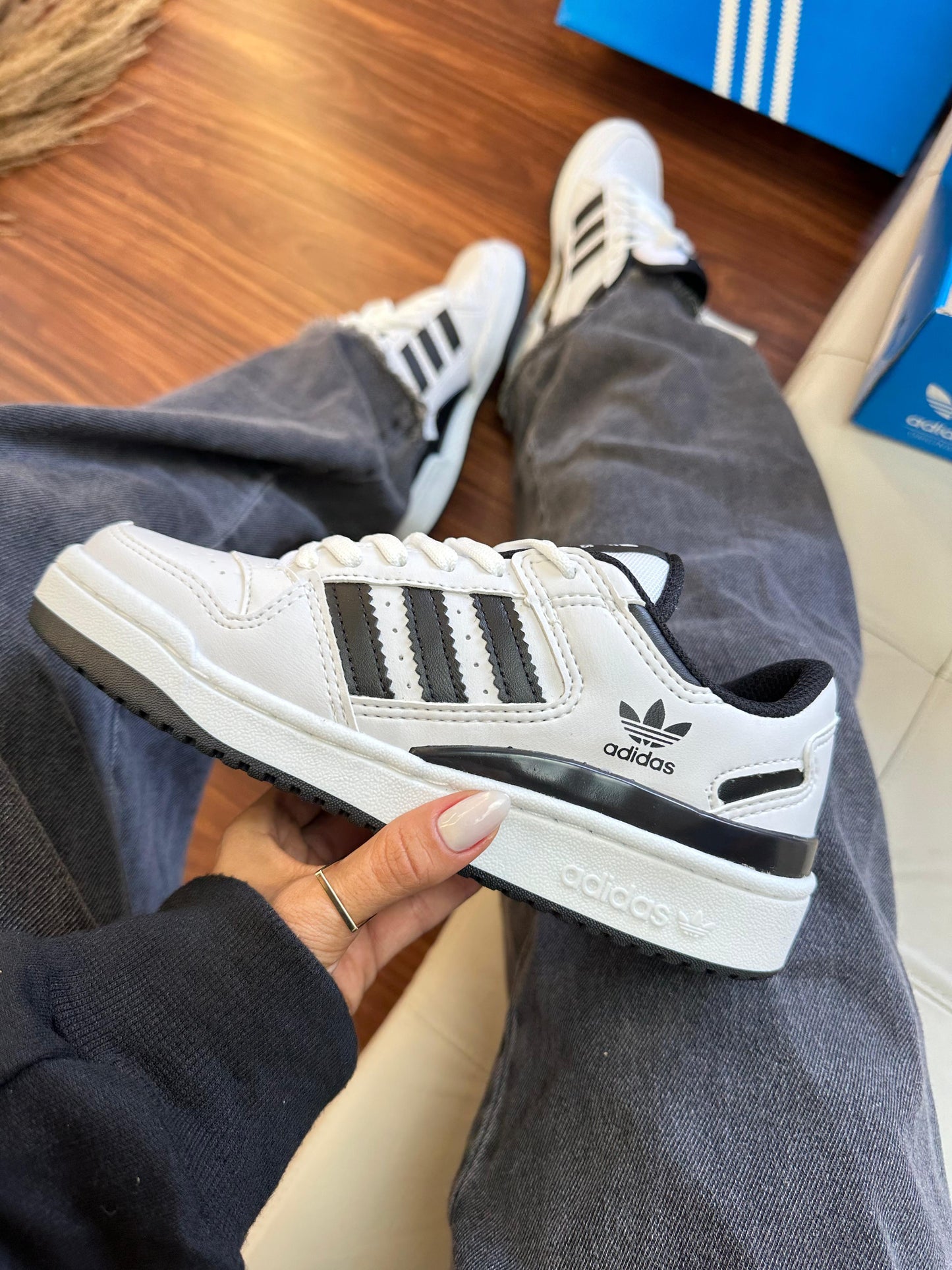 Tênis Adidas Fórum