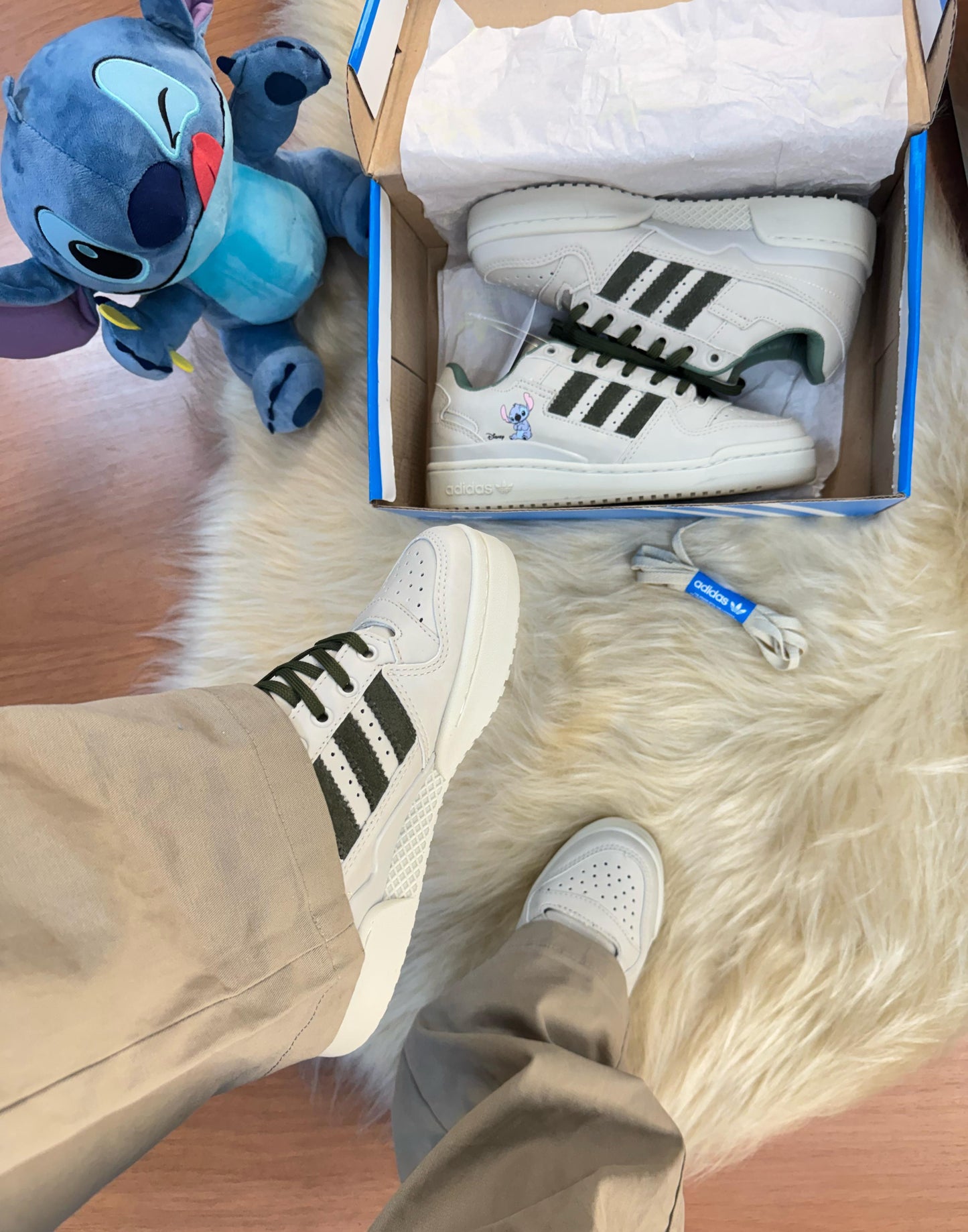 Tênis Adidas Samba – Edição Exclusiva Stitch