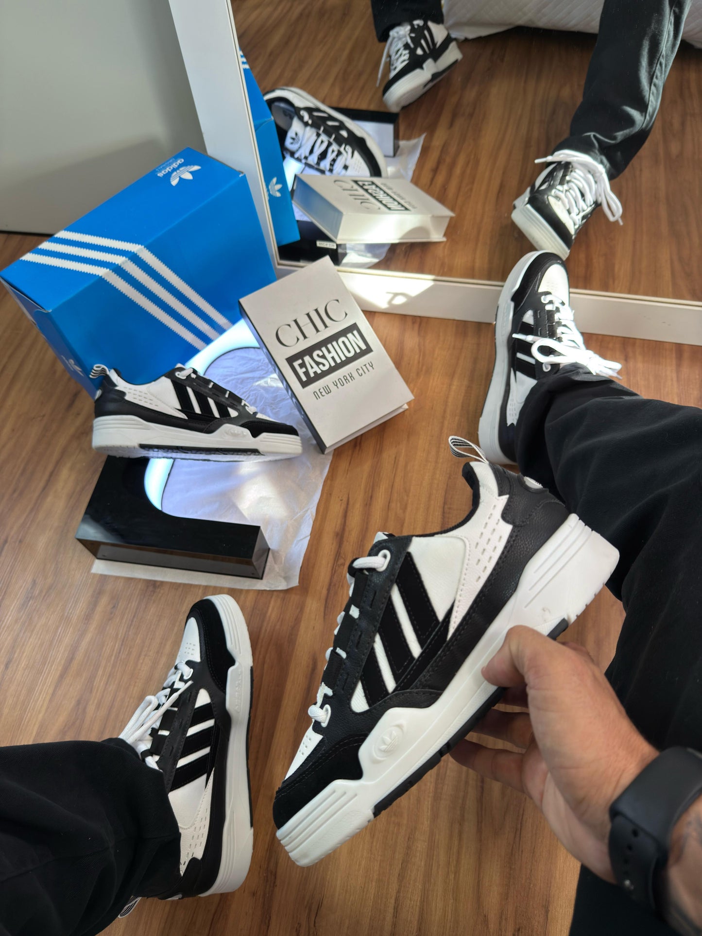Tênis Adidas Adi2000