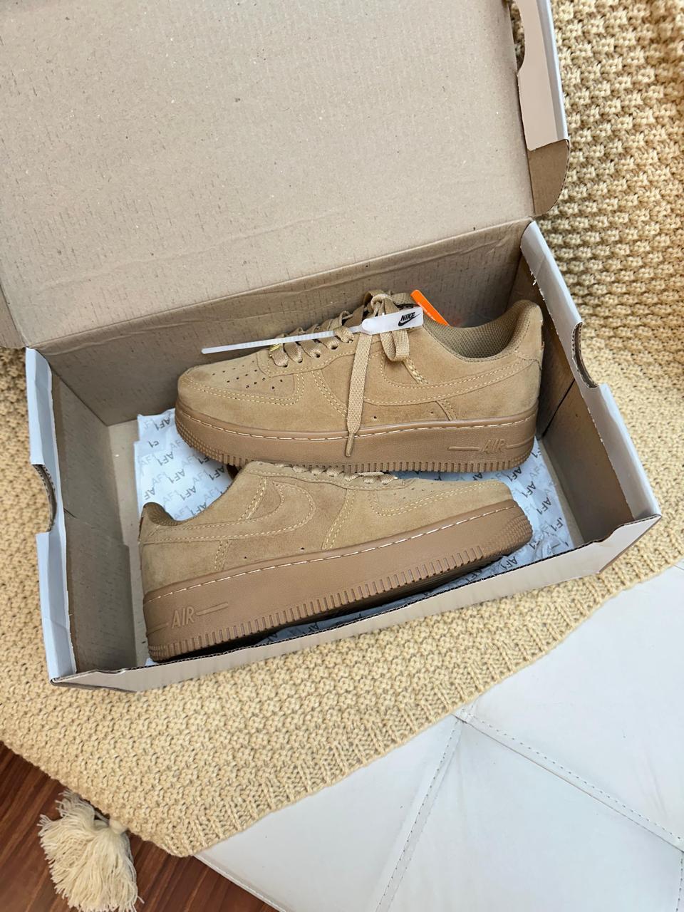 Tênis Nike Air Force