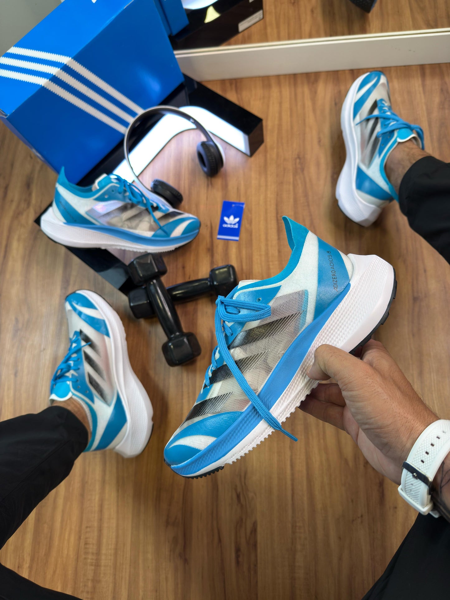 Tênis Adidas Adizero 08