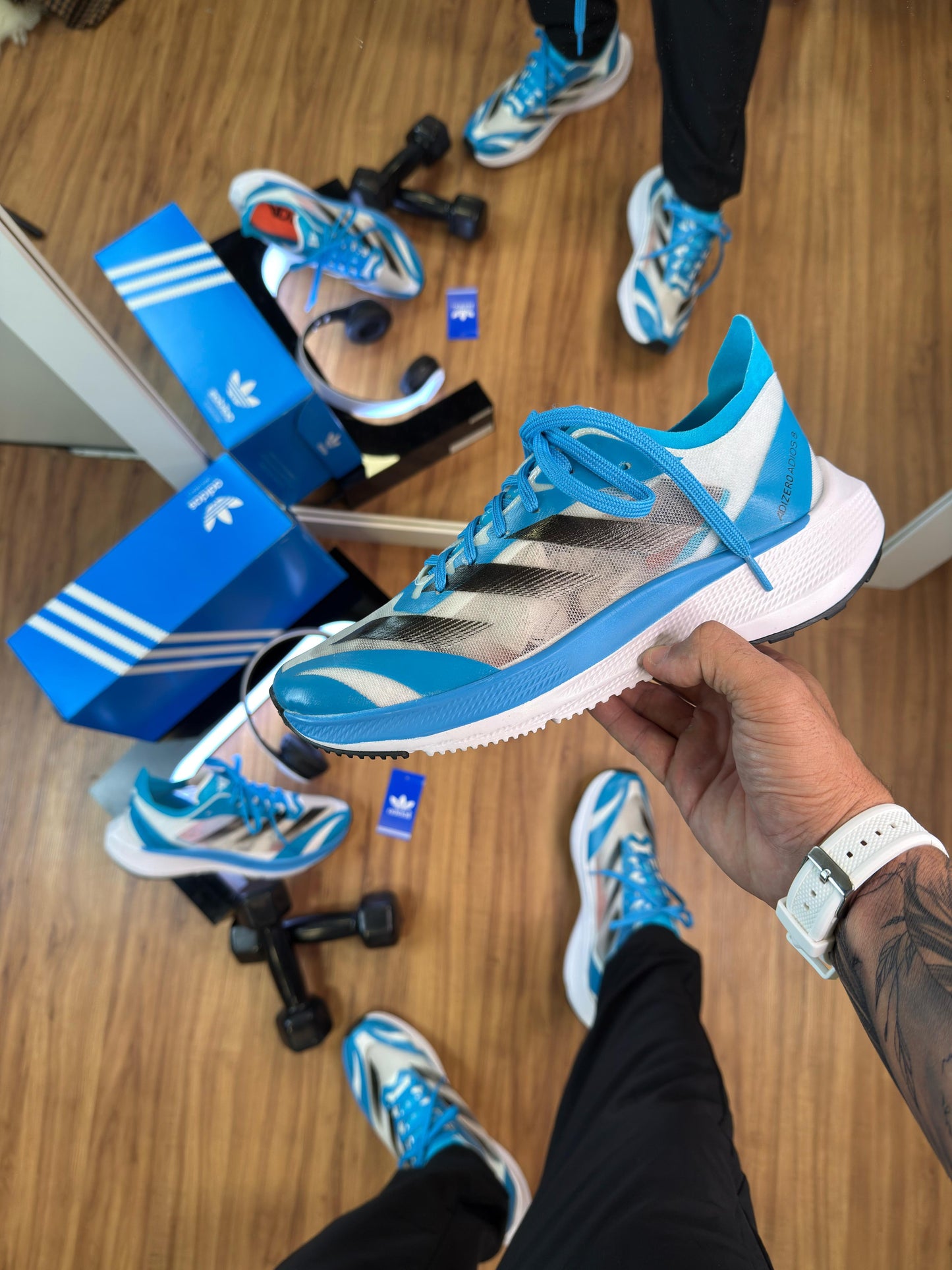 Tênis Adidas Adizero 08