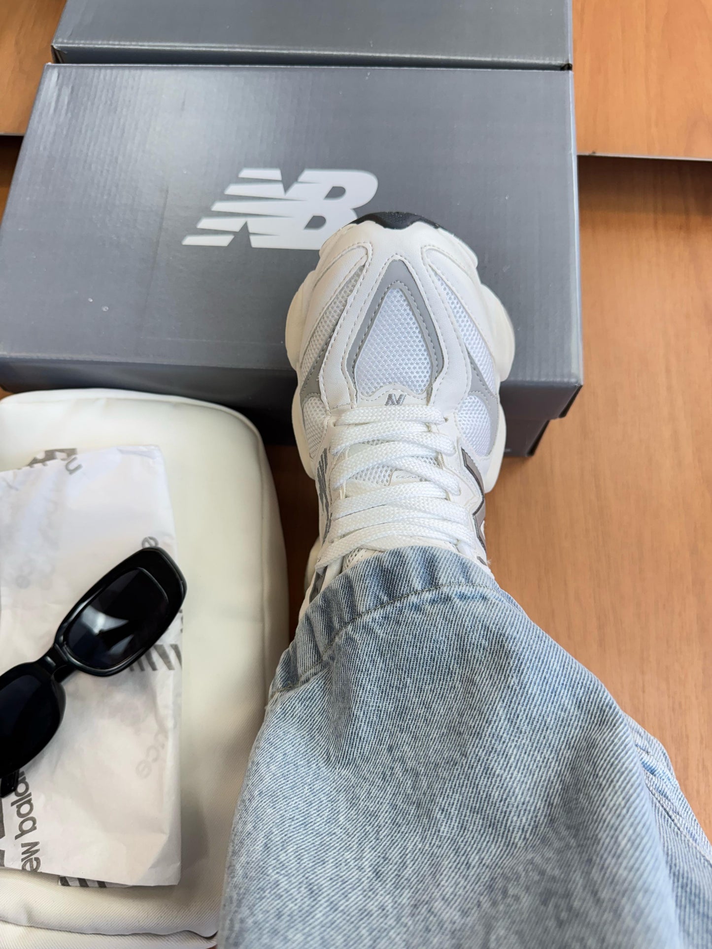 Tênis New Balance 9060